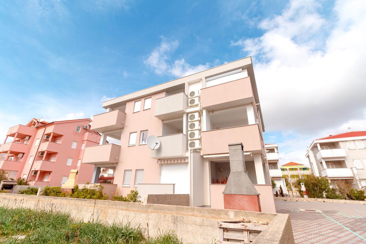 Apartment Dream Novalja Exterior foto